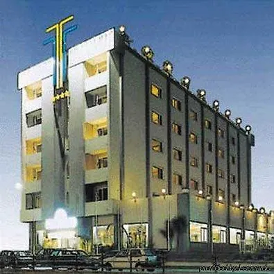 Grand De La Ville 4*