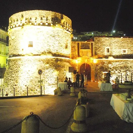 Grand De La Ville 4*